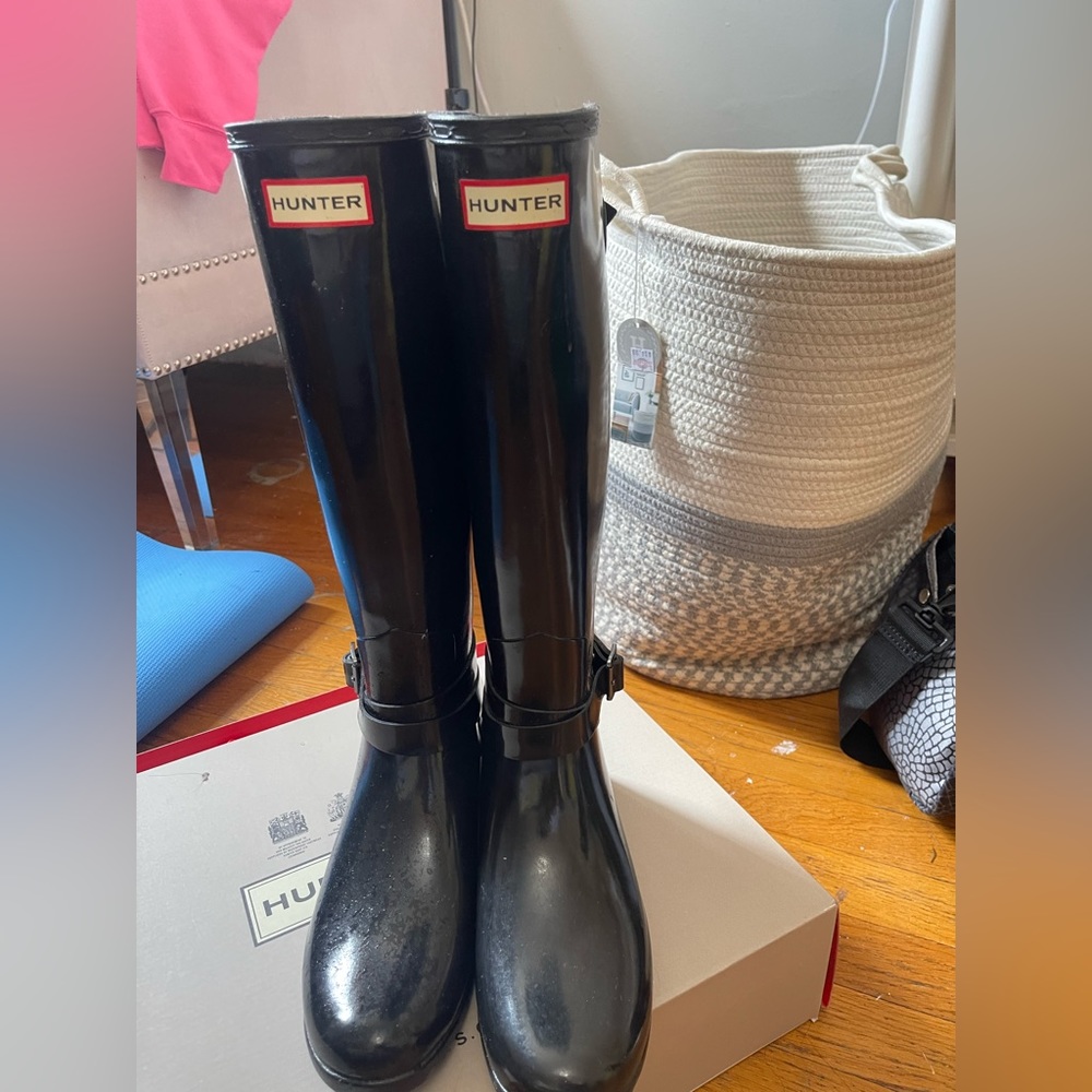 Black rain hunter boots